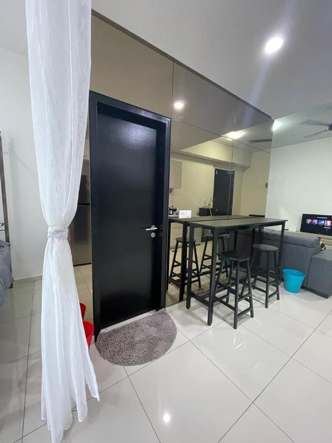 Kyra Homestay Centrus Soho Cyberjaya *Wifi And Pool* Eksteriør bilde