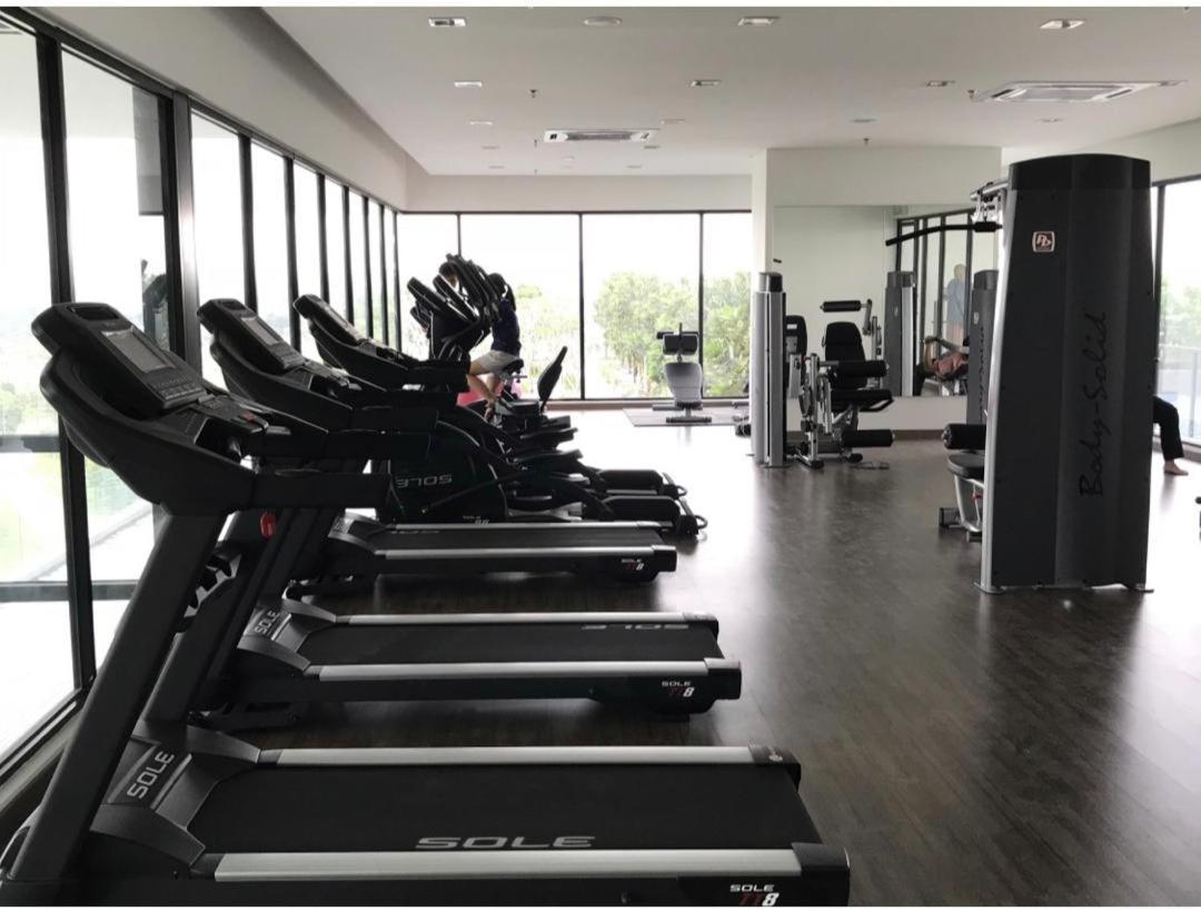 Kyra Homestay Centrus Soho Cyberjaya *Wifi And Pool* Eksteriør bilde