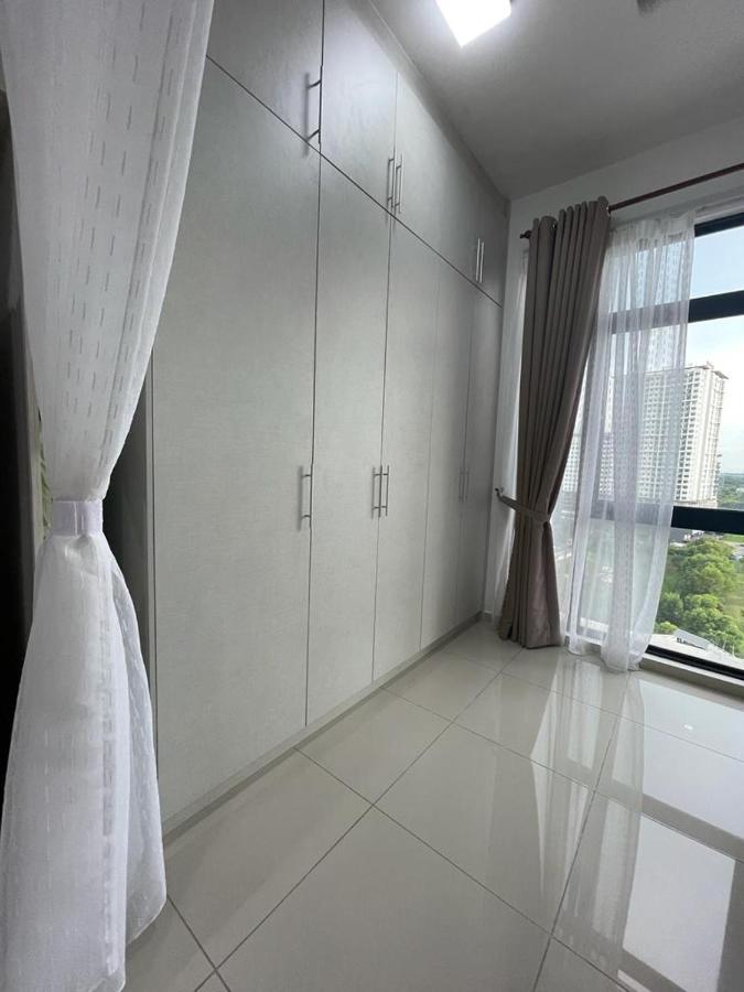 Kyra Homestay Centrus Soho Cyberjaya *Wifi And Pool* Eksteriør bilde